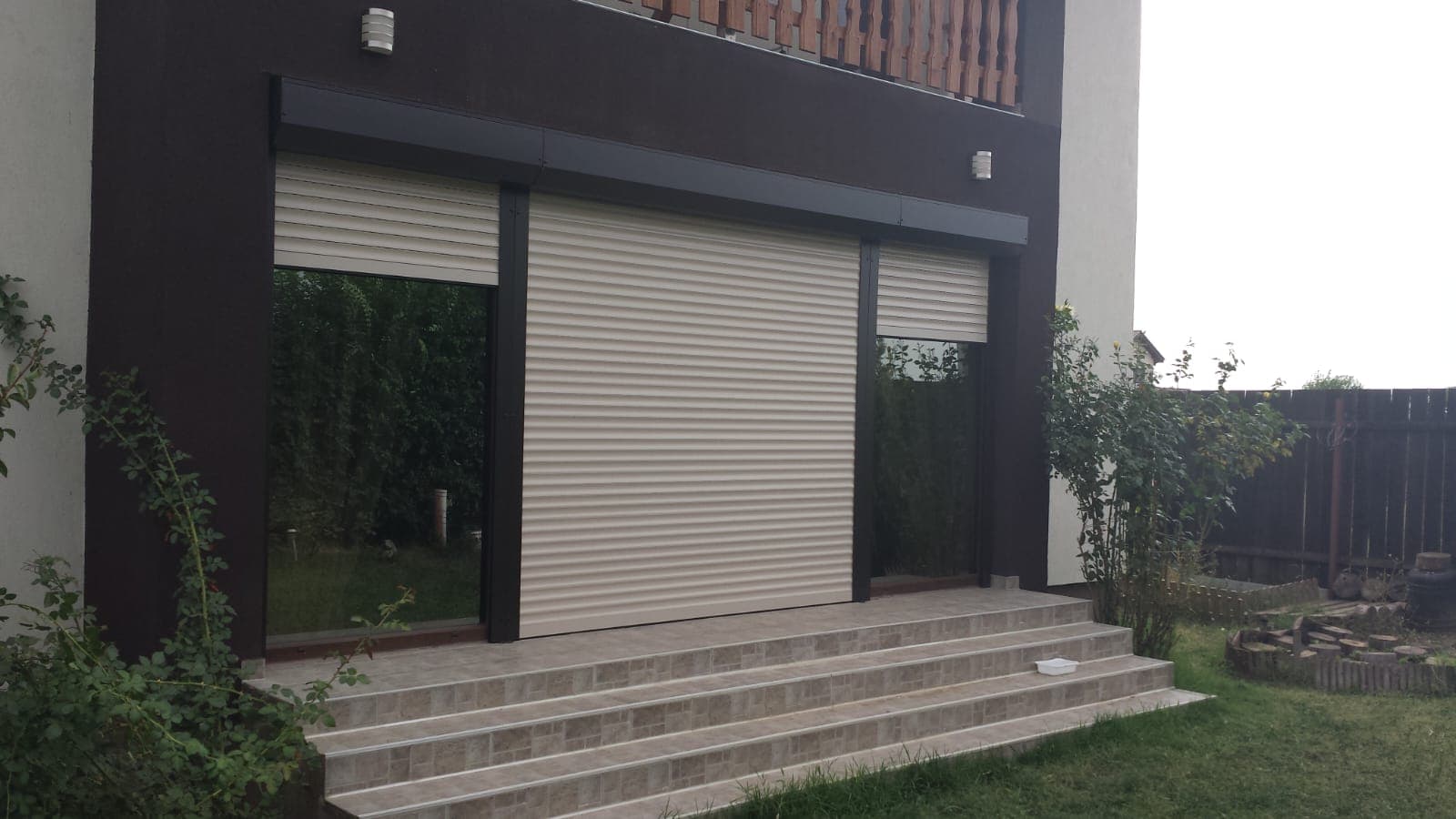 Rulouri exterioare
