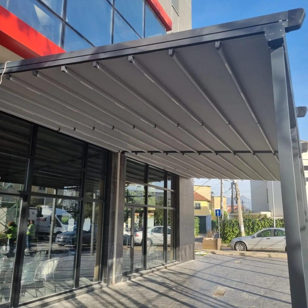 Pergole retractabile pret