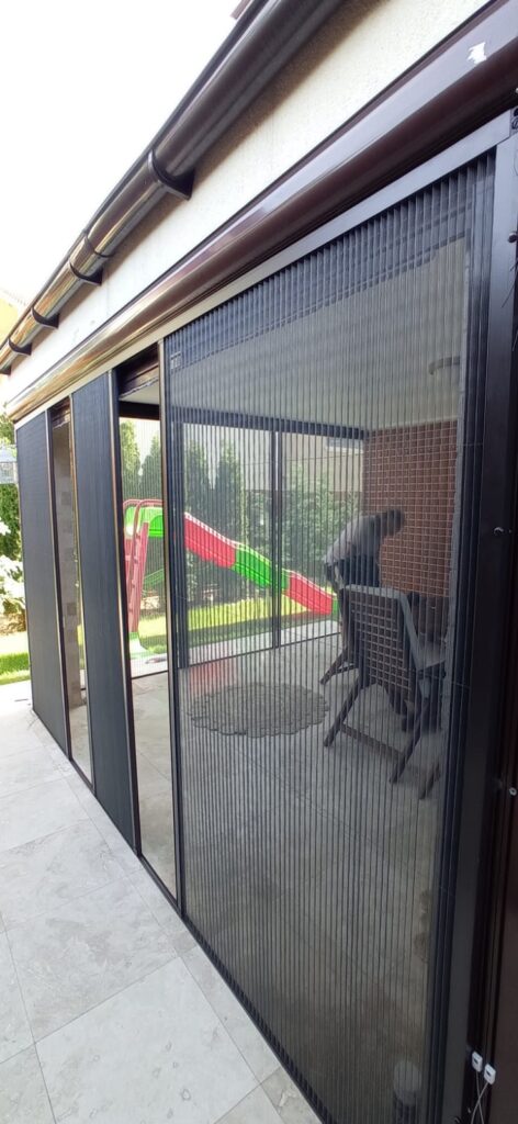 plasa insecte plisse