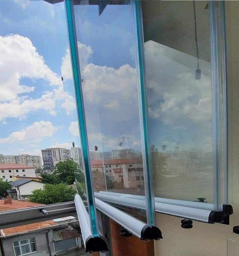 balcon inchis cu sticla