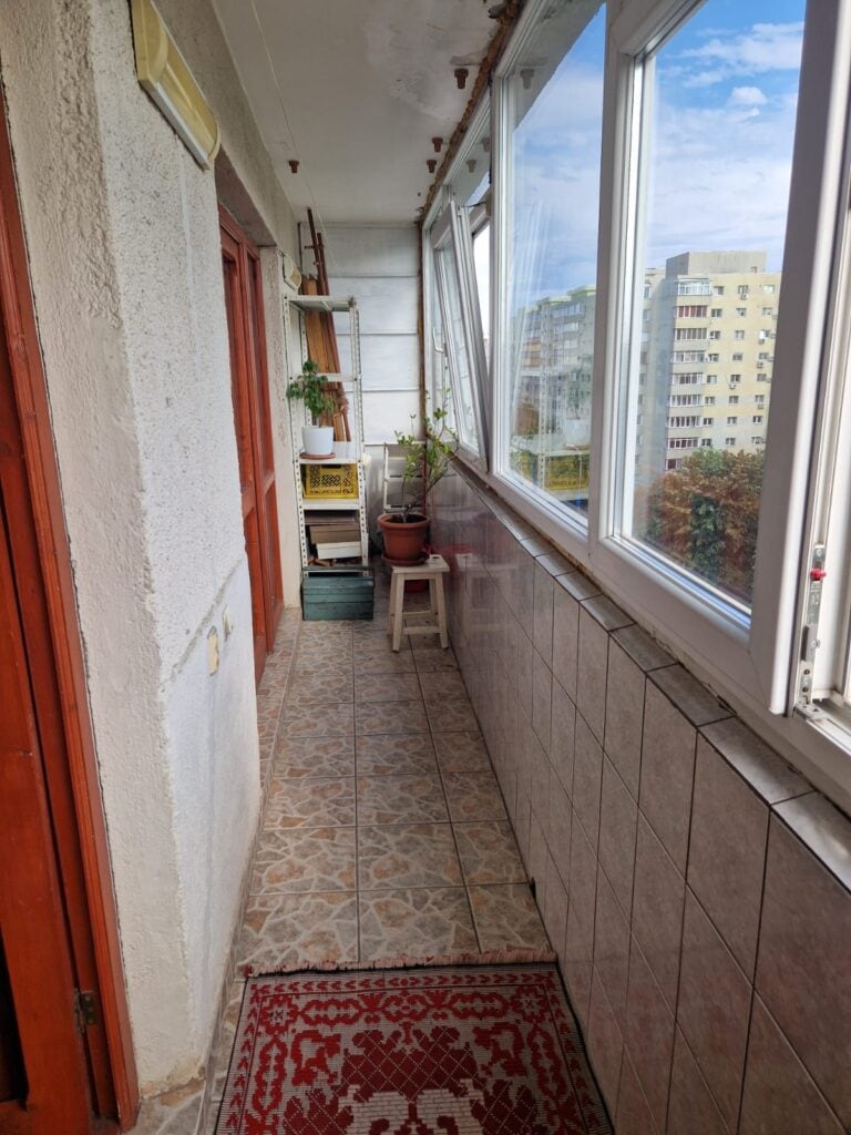 Avantaje balcon inchis