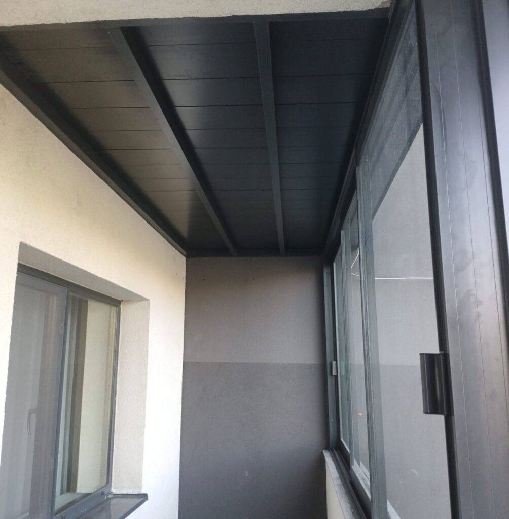 inchidere balcon fara acoperis